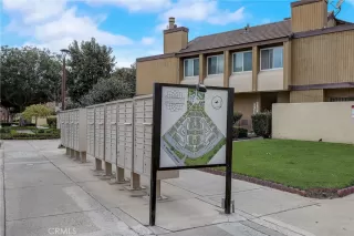 Photo #4: OC24034077 Listing 