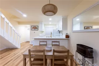 Photo #4: OC24034570 Listing 