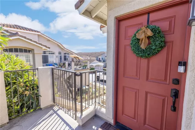 MLS: OC24034758 Condo For Sale