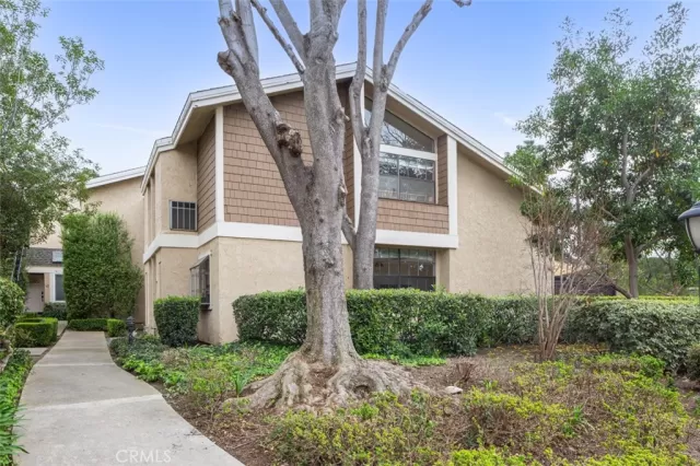 MLS: OC24034955 Condo For Sale