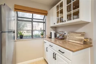 Photo #4: OC24034955 Listing 