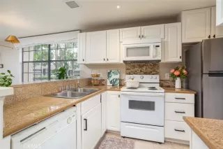 Photo #5: OC24034955 Listing 