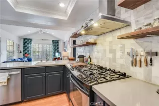 Photo #6: OC24035241 Listing