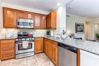 Photo #6: OC24035933 Listing 