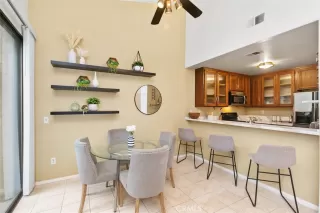 Photo #2: OC24036171 Listing 