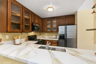 Photo #3: OC24036171 Listing 