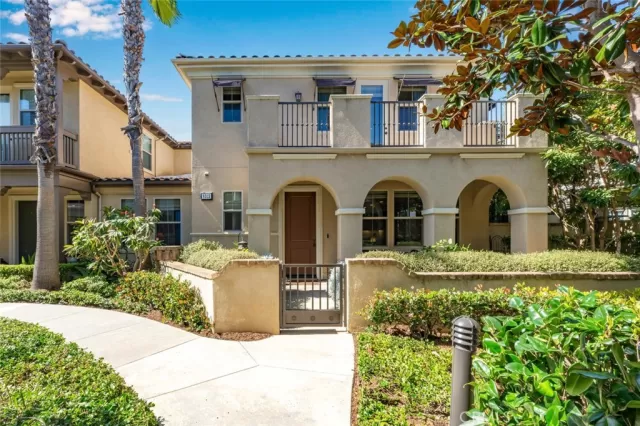 MLS: OC24036286 Condo For Sale