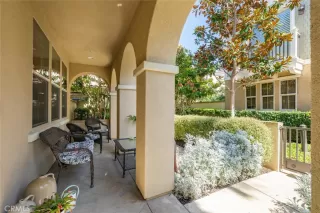 Photo #4: OC24036286 Listing