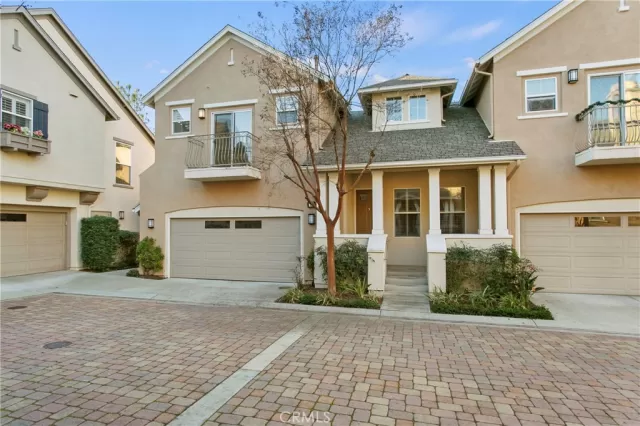 MLS: OC24036501 Condo For Sale