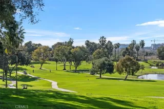 Photo #2: OC24036528 Listing 