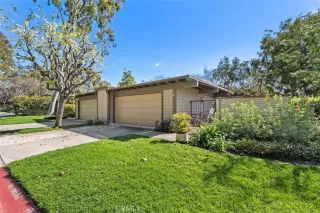 Photo #4: OC24036528 Listing 