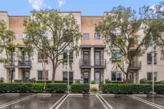 Photo #1: OC24036626 Listing