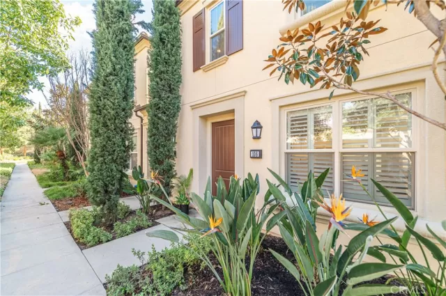 MLS: OC24036632 Condo For Sale