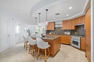 Photo #3: OC24036694 Listing 