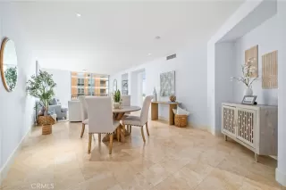 Photo #6: OC24036694 Listing 