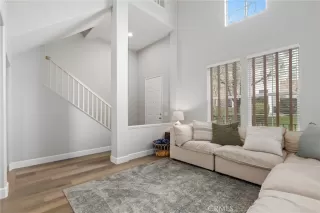 Photo #5: OC24036726 Listing 