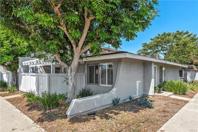 MLS: OC24036736 Condo For Sale