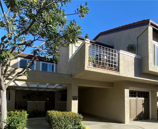 MLS: OC24036928 Condo For Sale