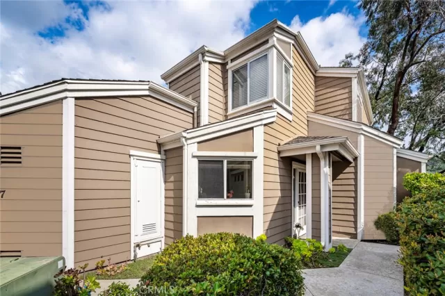 MLS: OC24037012 Condo For Sale