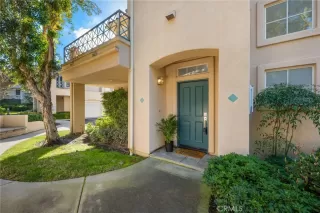 Photo #2: OC24037205 Listing 