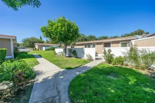 Photo #3: OC24037752 Listing