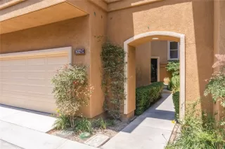 Photo #2: OC24037760 Listing 