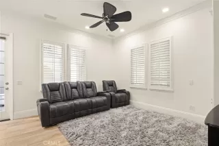 Photo #5: OC24038053 Listing 