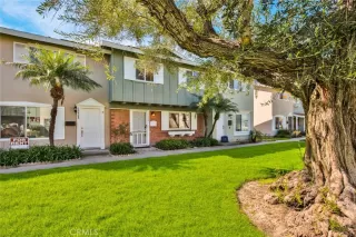 Photo #2: OC24038081 Listing 