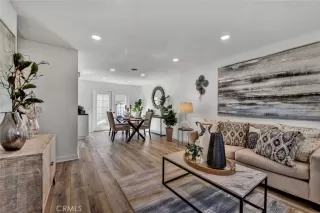 Photo #6: OC24038081 Listing 