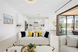 Photo #6: OC24038332 Listing 