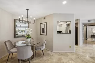 Photo #3: OC24038390 Listing 