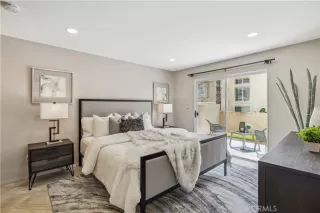 Photo #5: OC24038390 Listing 