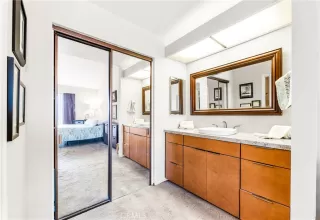 Photo #3: OC24038421 Listing 