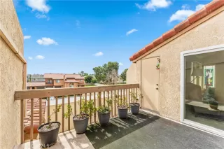 Photo #4: OC24038421 Listing 