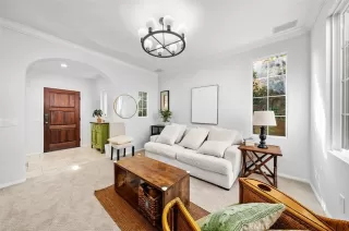 Photo #4: OC24038792 Listing 