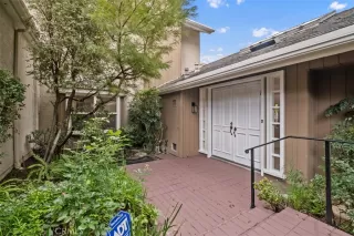 Photo #2: OC24038821 Listing 