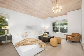 Photo #5: OC24038821 Listing 