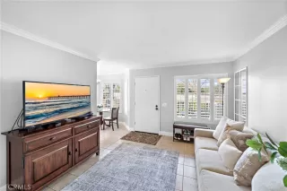 Photo #2: OC24038890 Listing 