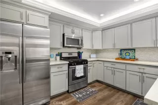 Photo #5: OC24038894 Listing 