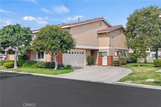 Photo #2: OC24039178 Listing