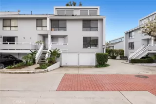 Photo #2: OC24039793 Listing 