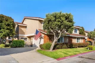 Photo #2: OC24039891 Listing