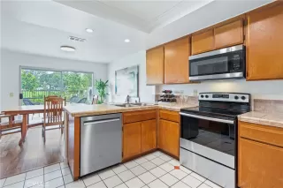 Photo #4: OC24040054 Listing