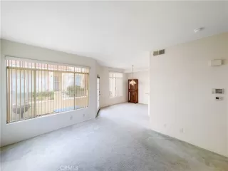 Photo #4: OC24040280 Listing