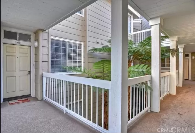 MLS: OC24040307 Condo For Sale