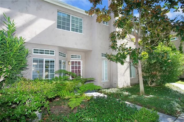 MLS: OC24040431 Condo For Sale