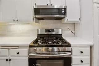 Photo #6: OC24040465 Listing