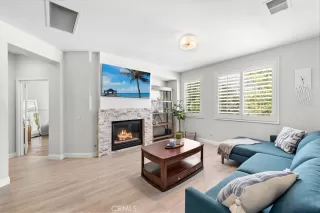 Photo #3: OC24040525 Listing 