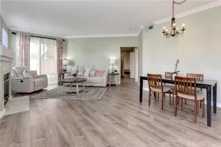 Photo #3: OC24041329 Listing 