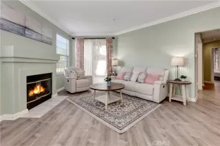 Photo #4: OC24041329 Listing 